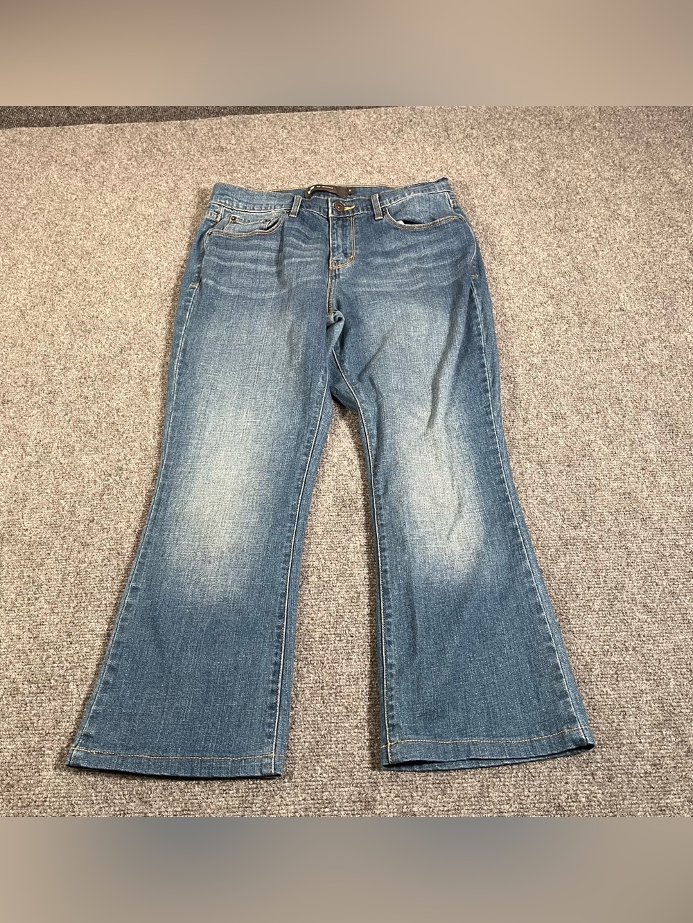 Levis 515 Boot Cut Jeans Women’s Size 8 Blue Denim Western Preppy Medium Wash
